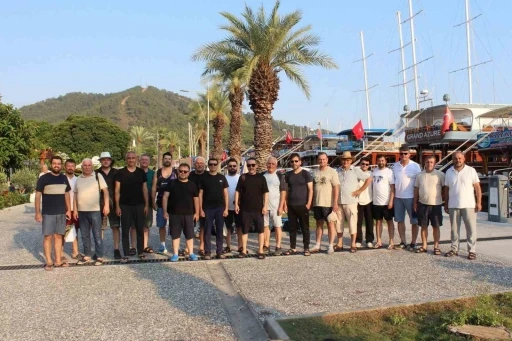 Muğla MÜSİAD üyeleri Fethiye’de tekne turuyla stres attı
