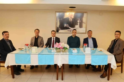 Muğla Orman B&ouml;lge M&uuml;d&uuml;rl&uuml;ğ&uuml;&rsquo;nde ilk mesai bayramlaşma heyecanıyla başladı
