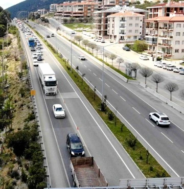 MUĞLA TRAFİĞİNDE BAYRAM FELCİ