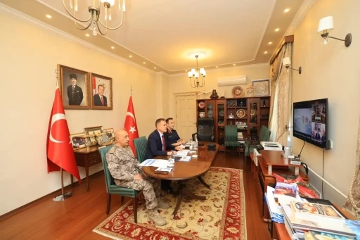 Muğla Valisi Akbıyık, İ&ccedil;işleri Bakanlığı toplantısına katıldı
