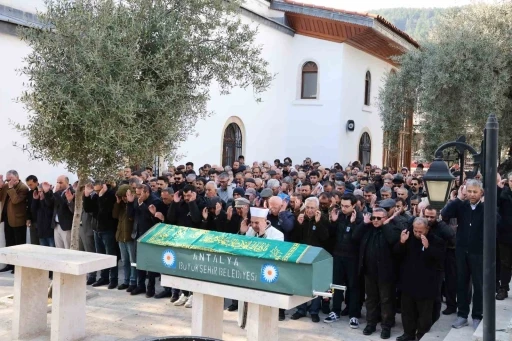 Muğlalı doktor toprağa verildi
