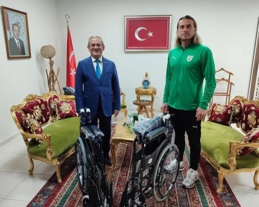 MUĞLASPOR FUTBOLCULARINDAN ANLAMLI BAĞIŞ