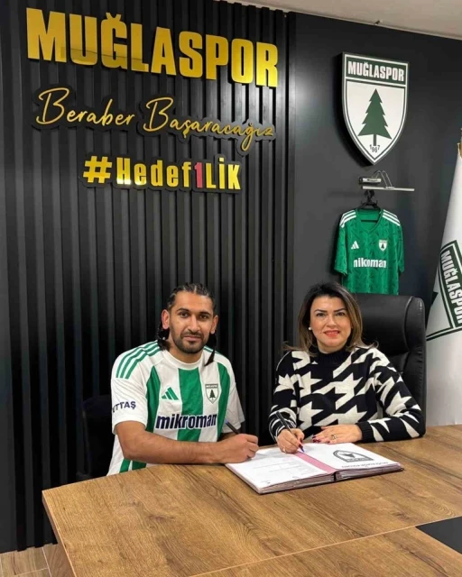 Muğlaspor golc&uuml; transferini bitirdi
