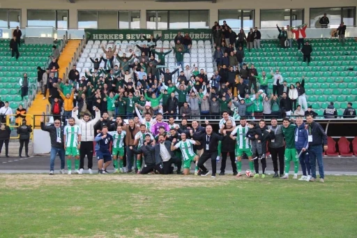 Muğlaspor Teknik Direkt&ouml;r&uuml; Durmuş: "Stresi y&uuml;ksek bir ma&ccedil;tan 3 puanla ayrıldık"
