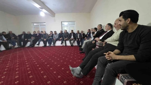 Muhtarlar Abaş k&ouml;y&uuml;nde buluştu
