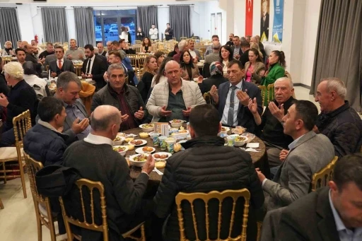 Muhtarlar iftarda buluştu
