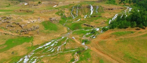 Munzur Dağları&rsquo;nın eteklerinde serin rota
