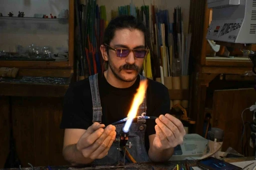 Murano&rsquo;dan Eskişehir&rsquo;e gelen camlar, burada birer sanat eserine d&ouml;n&uuml;ş&uuml;yor
