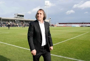 Murat Özkaya: “İstanbul’da oynayamazsak stadımız yapılana kadar Bursa ya da Eskişehir’de oynamak istiyoruz”
