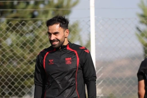 Murat Paluli, 1 yıl daha Sivasspor&rsquo;da
