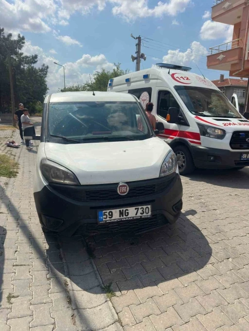 Muratlı’da araç yayaya çarptı: 1 yaralı

