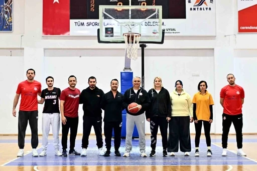 Muratpaşa Belediyesi, amat&ouml;r spora 1.5 milyon TL destek sağlıyor
