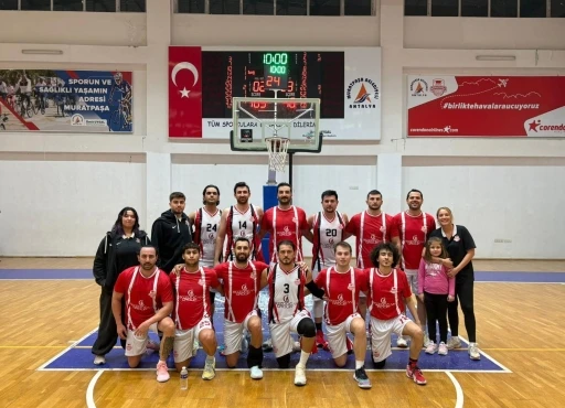 Muratpaşa Belediyespor namağlup B&ouml;lgesel Lig&rsquo;de
