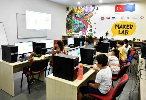 Muratpaşa&rsquo;da robotik kodlama eğitimi başlıyor
