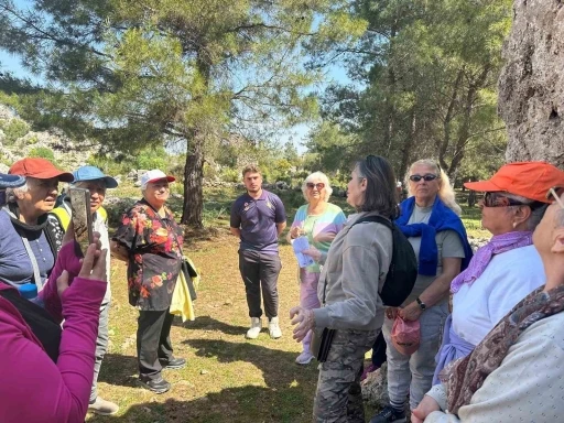 Muratpaşa’nın kıdemlileri tarihle buluştu
