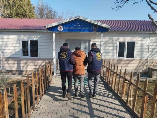 Muş&rsquo;ta 2 yıl hapis cezası bulunan h&uuml;k&uuml;ml&uuml; yakalandı

