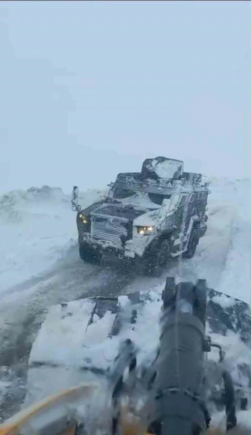 Muş&rsquo;ta 20 k&ouml;y yolu kapandı
