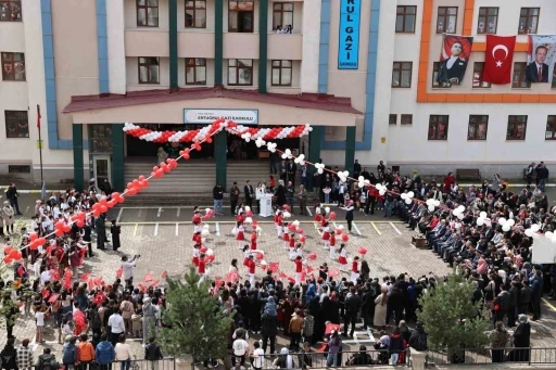 Muş’ta 23 Nisan coşkusu
