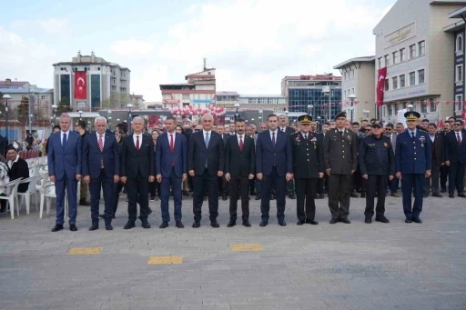 Muş&rsquo;ta 23 Nisan Ulusal Egemenlik ve &Ccedil;ocuk Bayramı kutlandı
