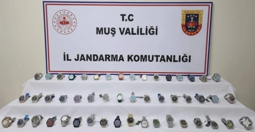 Muş&rsquo;ta 3 milyon TL değerinde g&uuml;mr&uuml;k ka&ccedil;ağı saat ele ge&ccedil;irildi
