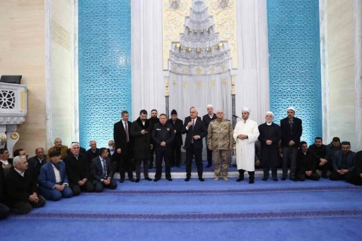 Muş&rsquo;ta bir kişinin &ouml;l&uuml;m&uuml;yle başlayan husumet barışla sonu&ccedil;landı
