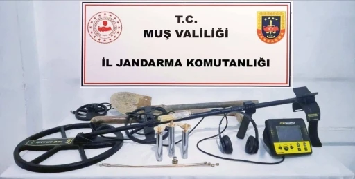 Muş’ta kaçak kazı yapan 7 kişi suçüstü yakalandı
