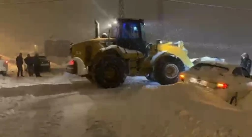 Muş&rsquo;ta kar yağışı: 345 k&ouml;y yolu ulaşıma kapandı
