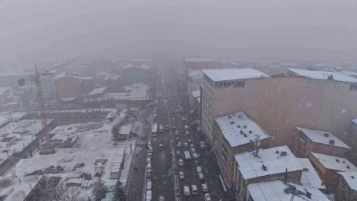 Muş&rsquo;ta kar yağışı etkili oldu
