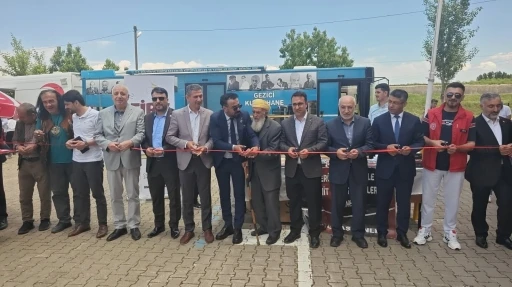 Muş&rsquo;ta "K&ouml;klerden Geleceğe Tarihi Kahramanlar" programı d&uuml;zenlendi
