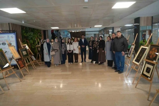 Muş&rsquo;ta "Sanatın Diliyle Değerlerimiz" sergisi a&ccedil;ıldı

