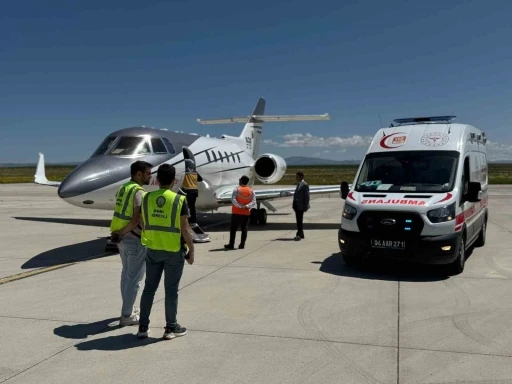 Muş ve Ağrı’dan iki yenidoğan için hava ambulans seferberliği
