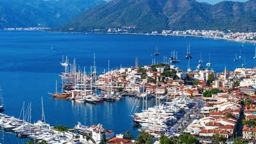 YAZLIK YERLERDE SEZONLUK KİRALAR 1 MİLYON TL'YE YAKLAŞTI