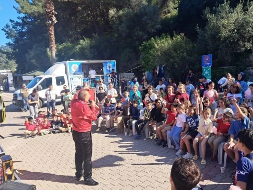 MARMARİS KENT KONSEYİ &ldquo;&Ccedil;OCUKLARIN G&Uuml;L&Uuml;Ş&Uuml; GELECEĞİMİZDİR&rsquo;&rsquo;