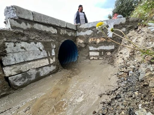 MİLAS BELEDİYESİ EKİPLERİ İL&Ccedil;E GENELİNDE HUMMALI &Ccedil;ALIŞMALAR YAPIYOR