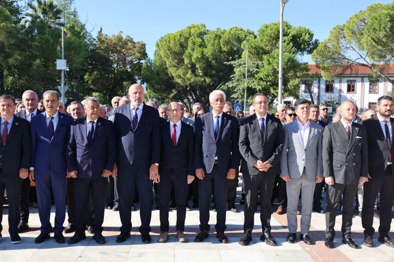 MUĞLA BÜYÜKŞEHİR, MUHTARLARI TÜRKAN SAYLAN MERKEZİ'NDE AĞIRLADI