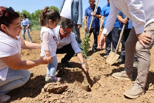 SENEM ŞEN HATIRA BAHÇESİ ANNELER GÜNÜ’NDE AÇILDI