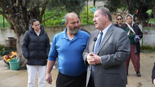 BAŞKAN FEVZİ TOPUZ&rsquo;DAN EVİ YANAN AİLEYE KONTEYNER VE EV TADİLATI S&Ouml;Z&Uuml;