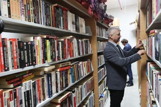 MUĞLA OKUYOR KAMPANYASINDA 5 BİN 200 KİTAP TOPLANDI