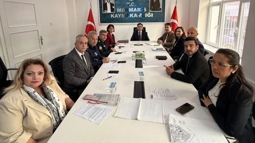 MARMARİS'TE YAZ SEZONU &Ouml;NCESİ G&Uuml;R&Uuml;LT&Uuml; VE M&Uuml;ZİK TOPLANTISI