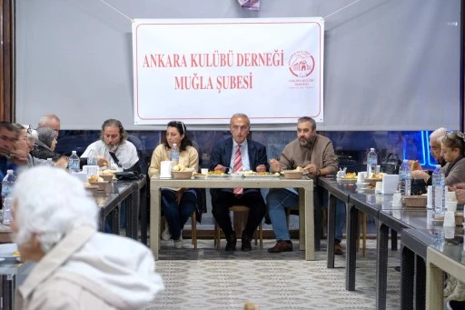 BAŞKENTTEN MUĞLA'YA ASIRLIK &Ccedil;INAR ANKARA KUL&Uuml;B&Uuml;