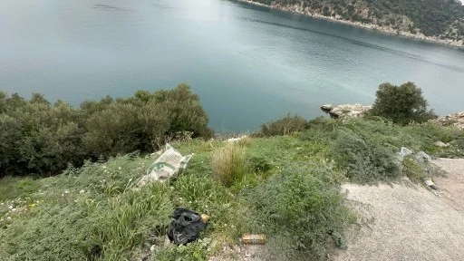 MARMARİS AŞIKLAR TEPESİ YİNE ÇÖPLÜĞE DÖNDÜ