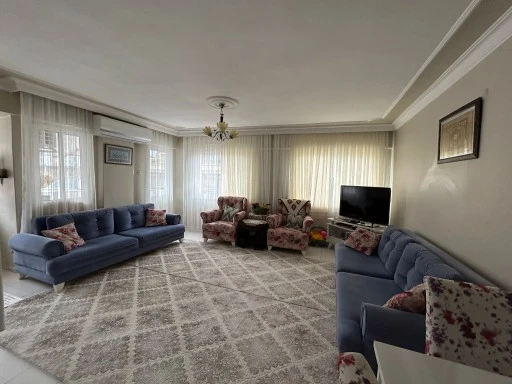 MARMARİS MERKEZDE, SATILIK TEK TAPU &Ccedil;İFT DAİRE 