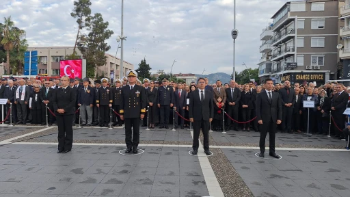 Marmaris'te Atasına Büyük Saygı