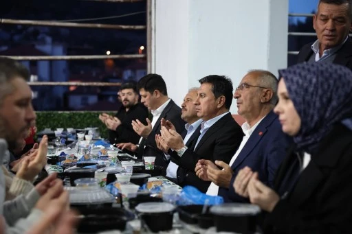 BAŞKAN ARAS&rsquo;TAN KAVAKLIDERE&rsquo;DE BİRLİK VE BERABERLİK VURGUSU