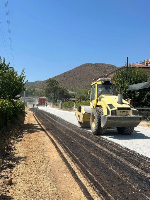 HİSARÖNÜ’NDE YOL ÇALIŞMALARI BAŞLADI