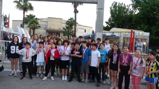MARMARİS&rsquo;İN SPORCU &Ccedil;OCUKLARI HAVUZ PROBLEMİNİN &Ccedil;&Ouml;Z&Uuml;LMESİNİ İSTİYOR