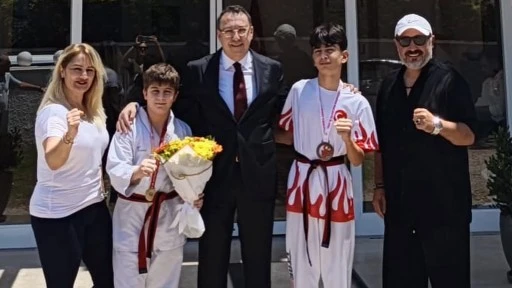 MARMARİS&rsquo;TEN T&Uuml;RKİYE ŞAMPİYONASI&rsquo;NA İKİ SPORCU