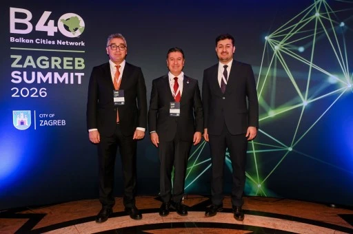 BAŞKAN ARAS B40 ZİRVESİ&rsquo;NDE K&Uuml;LT&Uuml;R, TURİZM VE YEREL DEMOKRASİYİ ANLATTI