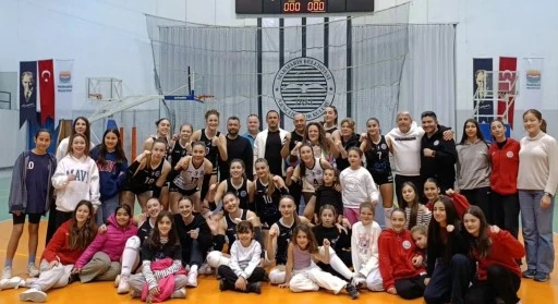 MARMARİS BELEDİYESPOR VOLEYBOL TAKIMININ HEDEFİ DAHA G&Uuml;&Ccedil;L&Uuml; SEZON&nbsp;
