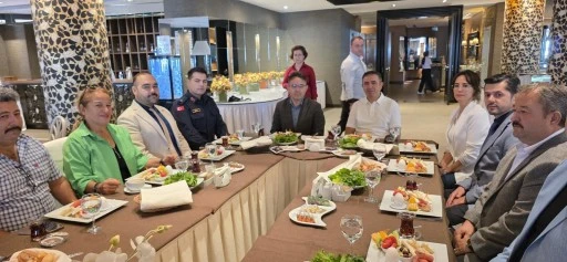 Marmaris'in muhtarları kendi günlerinde bir araya geldi 
